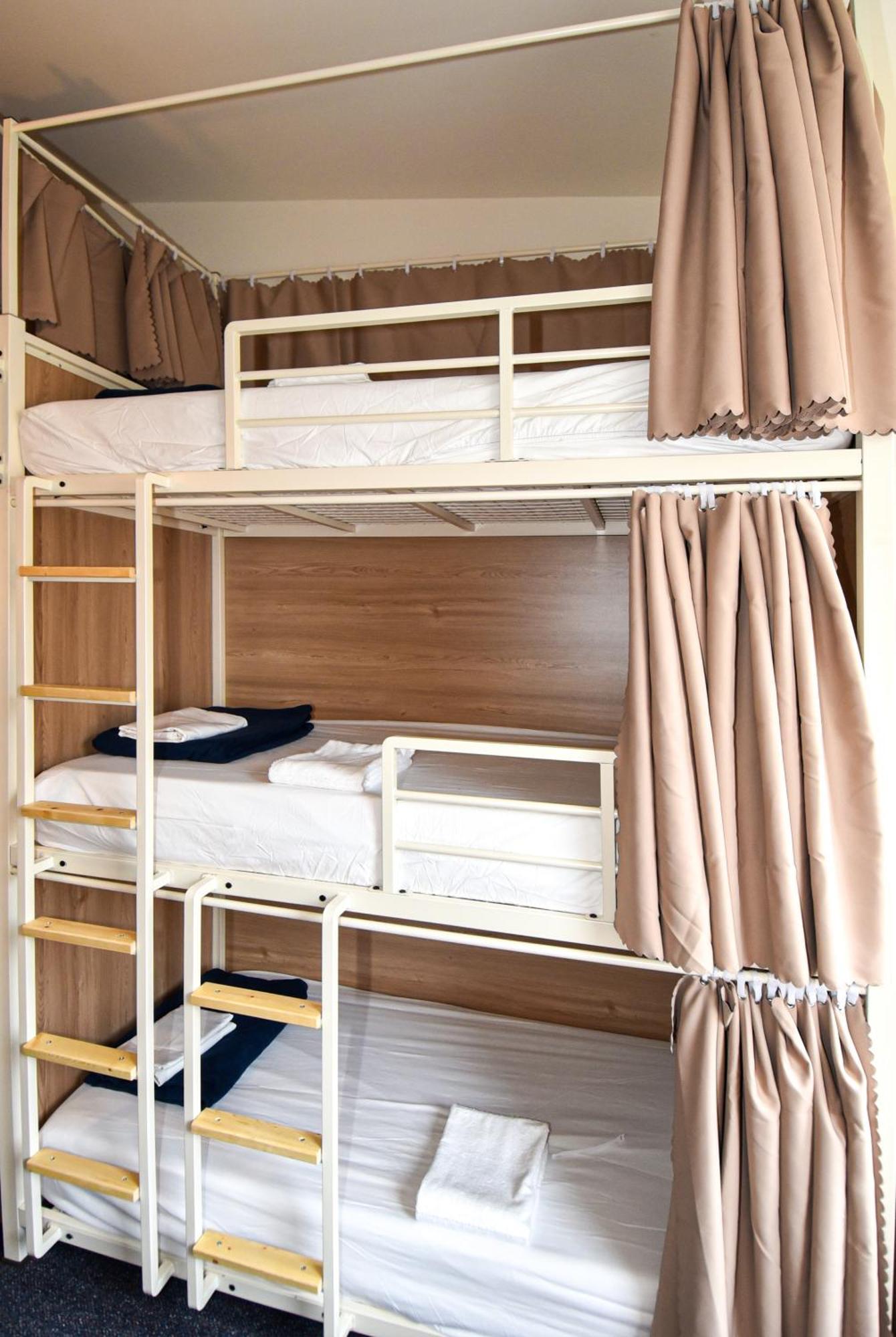 Caravan Dc Hostel